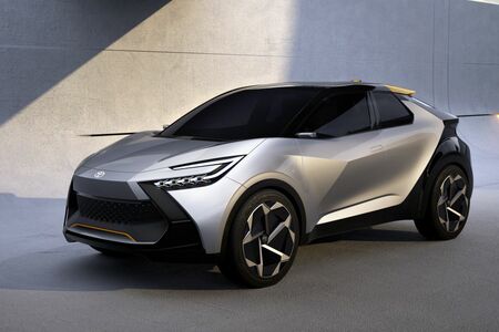 Toyota C-HR Prologue. Bezkompromisowa stylistyka i dwie technologie napędu